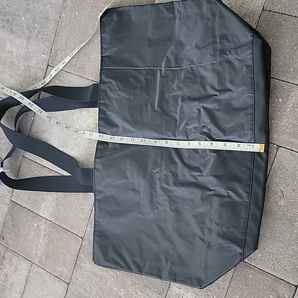 Rareform All Black Blake Tote NWT - Picture 3 of 9